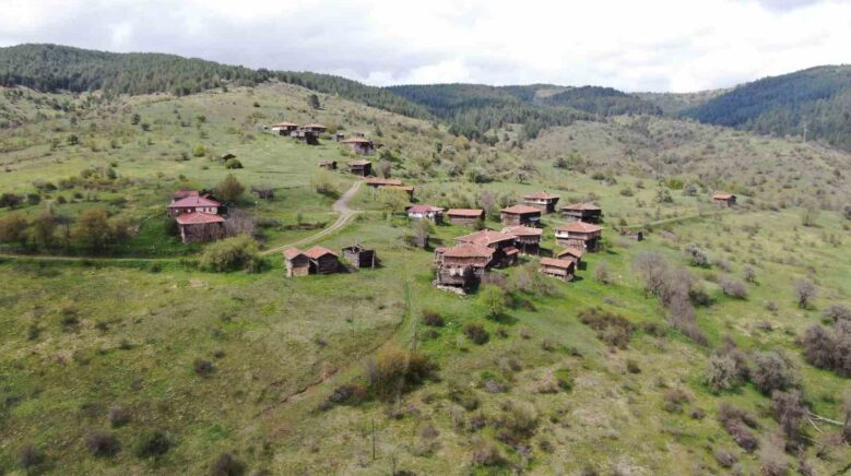 kastamonunun tarihi koy evlerinin mimarisi dogal guzelligiyle buyuluyor DfAjKwKq