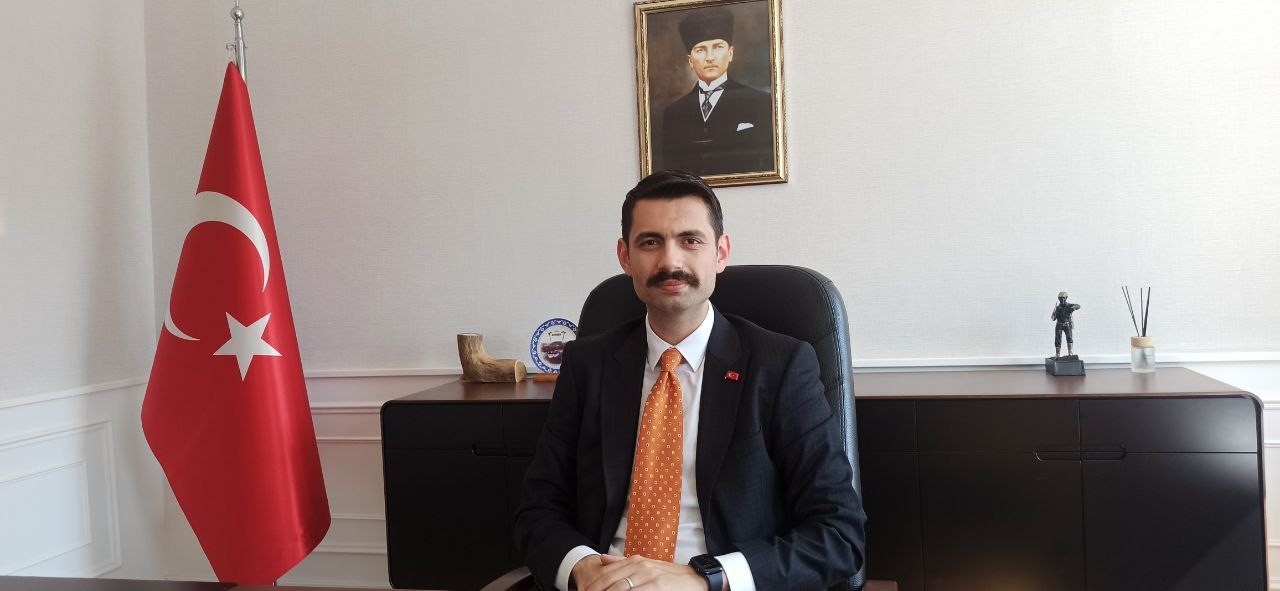 kaymakam onur alp bicakci devrekteki gorevine basladi bnLXKMqO