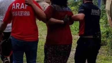 kendisinden haber alinmayan kadin arama ekipleri tarafindan bulundu hpSyH1sI