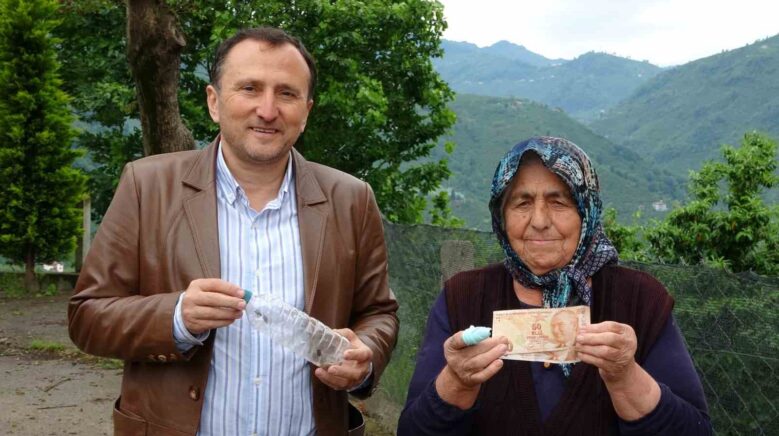 kokarcanin basina odul konuldu canlisi 1 tl LgiEQkmK