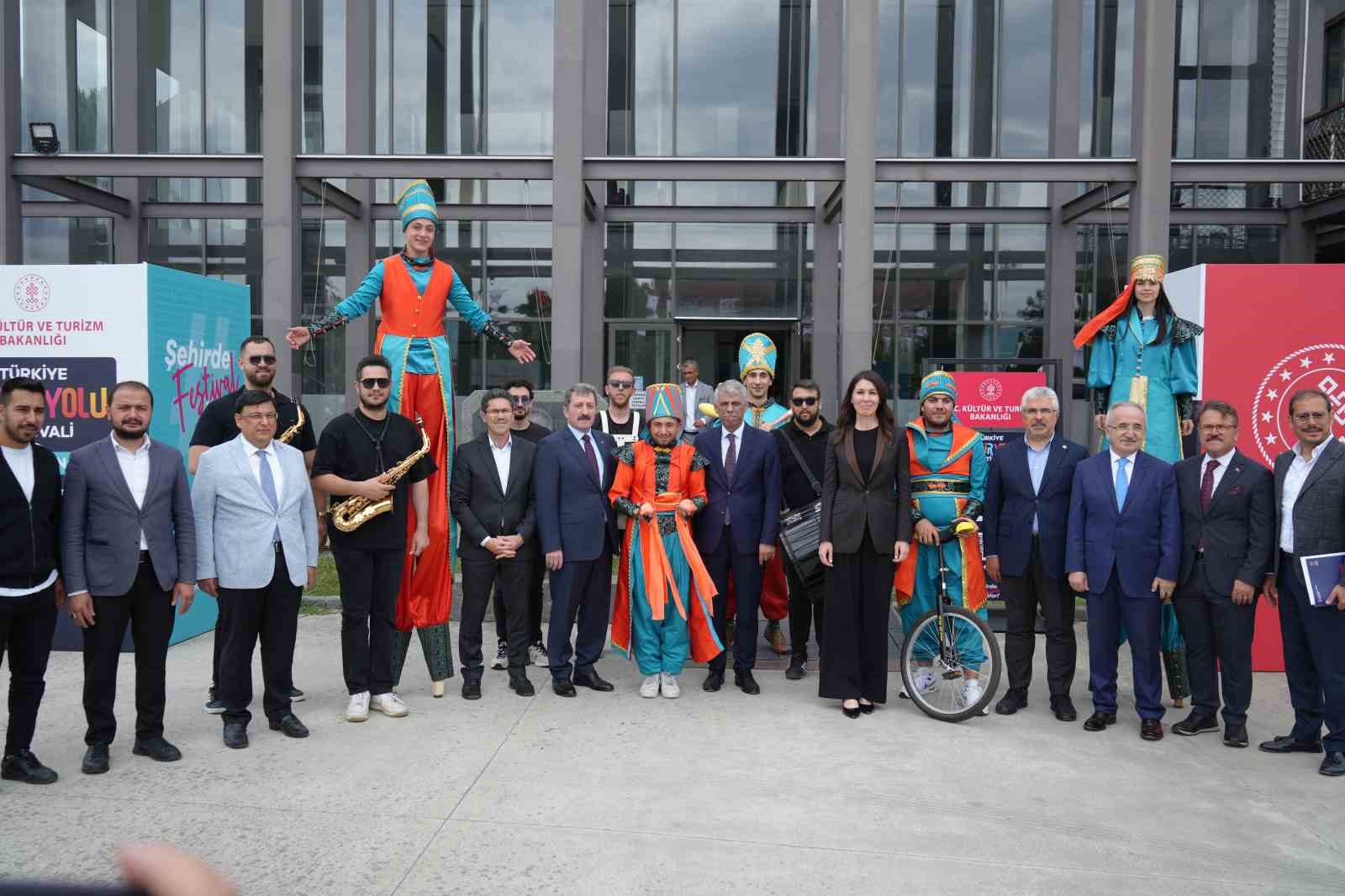 kultur yolu festivali basladi samsundan dunya kultur turizmine buyuk katki wfEONfu8