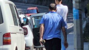 kurban kesimi sirasinda yaralanan 2 kisi hastanelik oldu JREl7Gpx