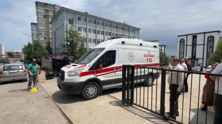 ogrencileri hastanelik eden doner cikmadi L2I5OX2W