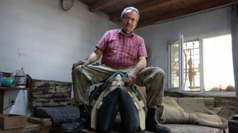 ogretmenligi degil cirakligini sectigi mesleginin son temsilcisi LNLP8dWt