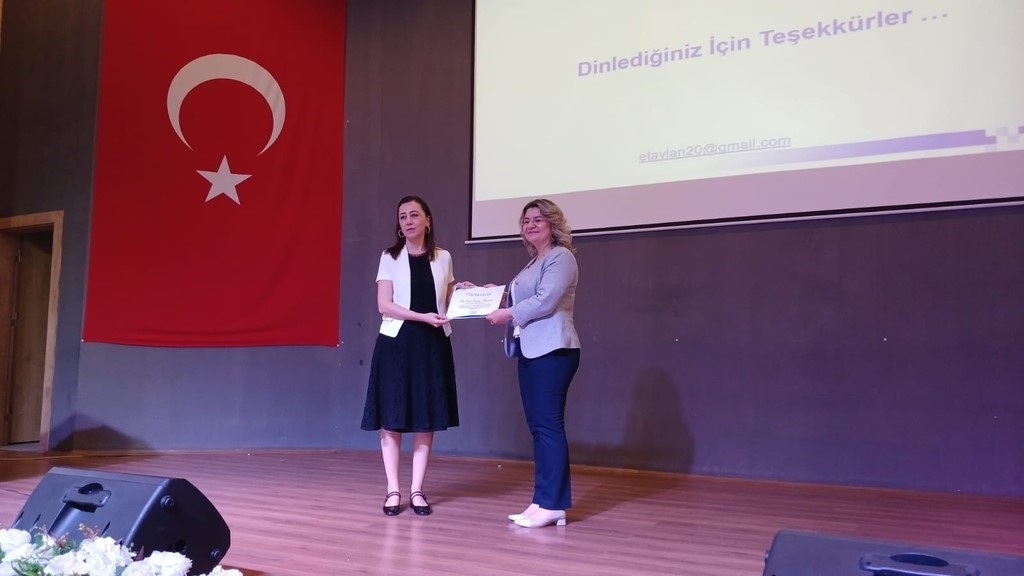 prof dr ezgi taylan koparandan fen lisesi ogrencilerine bilim soylesisi