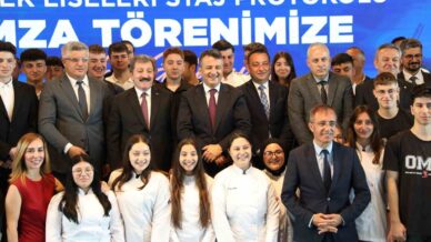 samsunda imzalar atildi meslek liselerine staj imkani 2GVEl1AZ