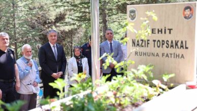 sehit polis memuru topsakal kabri basinda dualarla anildi BR5CEpyS