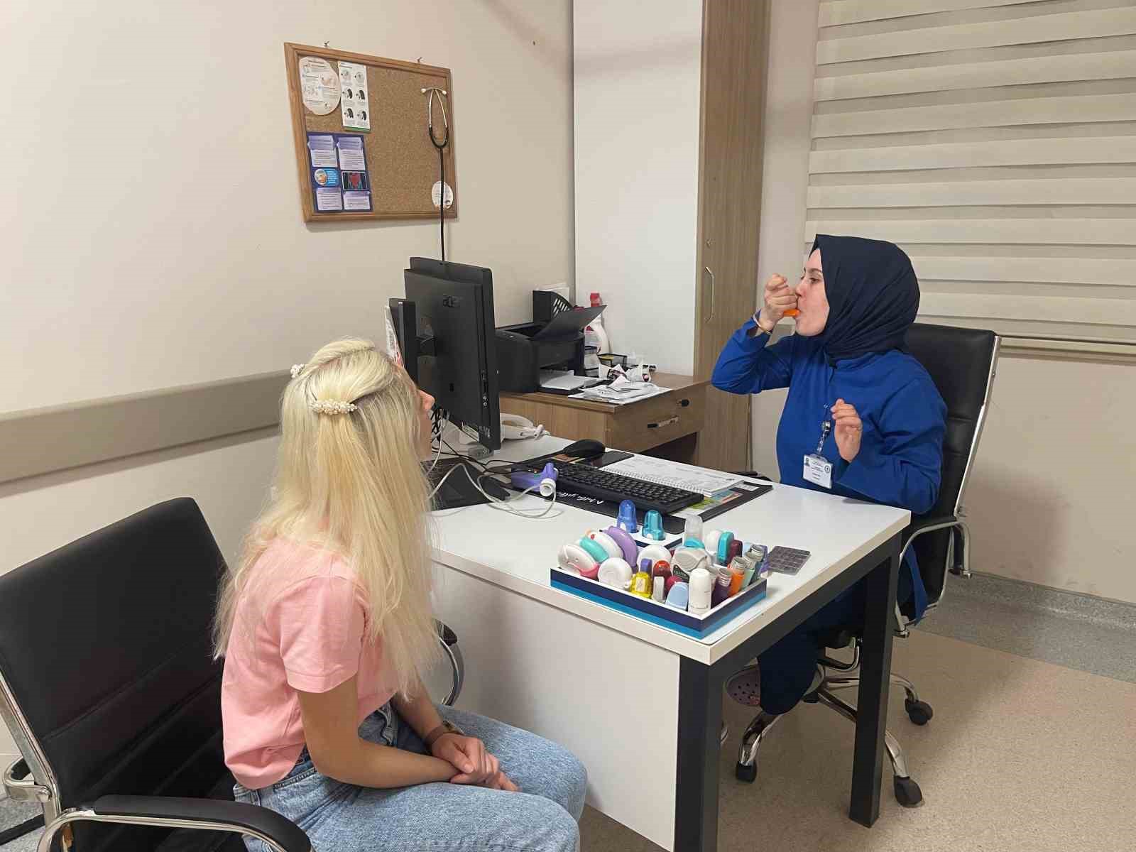 tedavide yeni donem inhaler cihaz egitimleri artik bire bir veriliyor bMHkqNS8