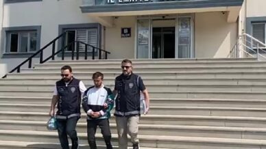 tir dorselerini yaktigi belirlenen zanli yakalandi WfbVdBh4