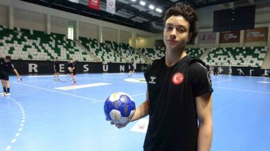 u16 erkek hentbol milli takimi avrupa sampiyonasina giresunda hazirlaniyor UIStiCU3