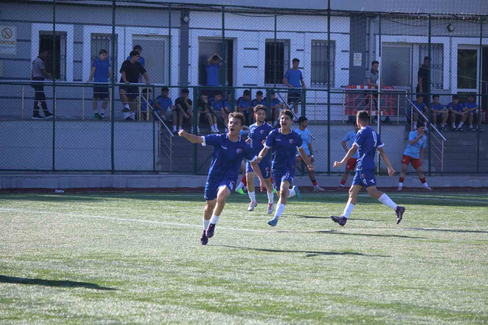 u17 turkiye sampiyonasi 1 kademe maclari karabukte devam ediyor j1GYF3pO