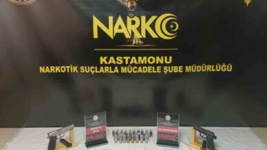 yataginin altindaki uyusturucuyla yakalanan sanigin yargilanmasina baslandi bUPMLKDH