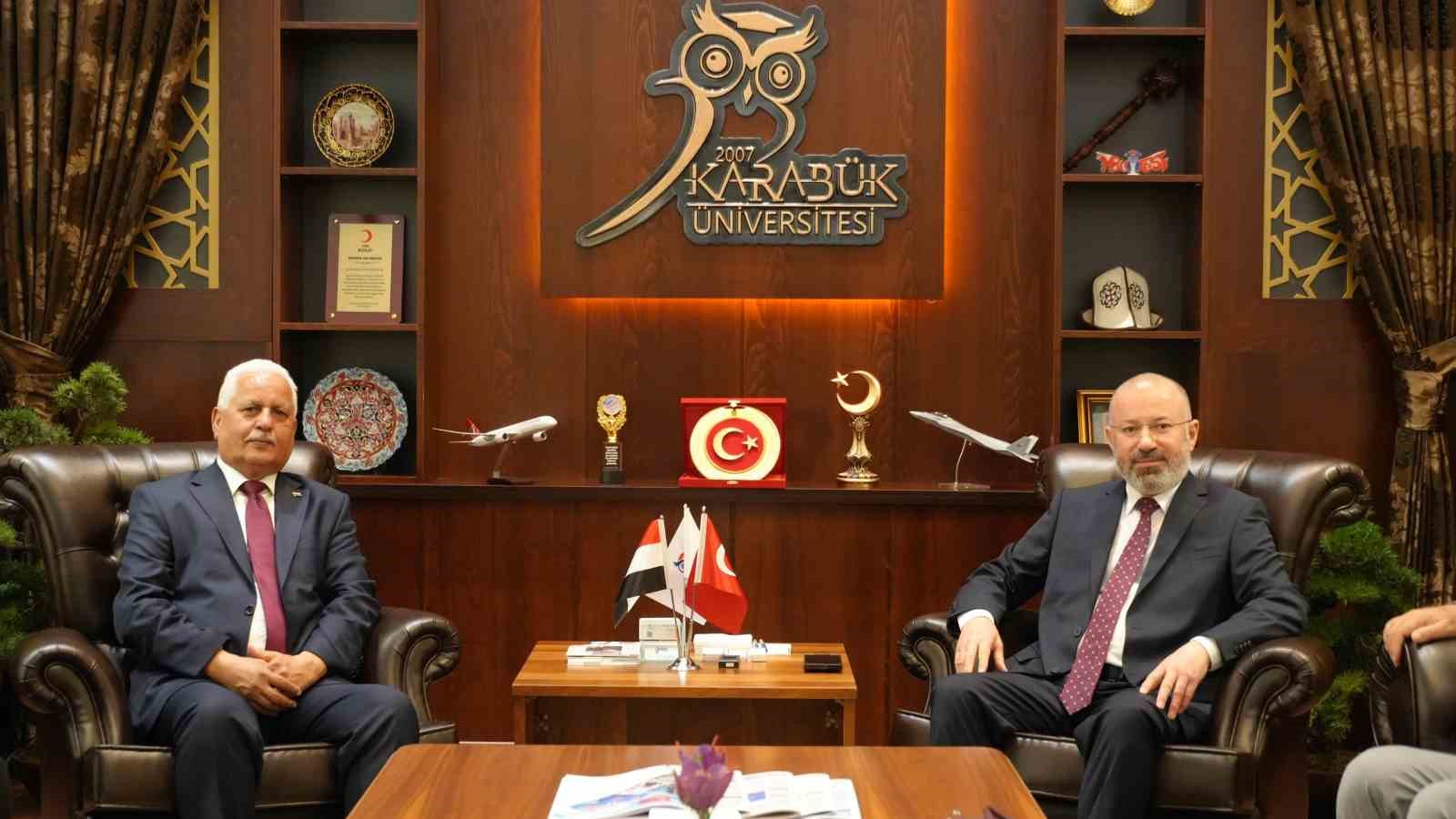yemenin ankara buyukelcisi rektor kirisik ile bir araya geldi AQDLbYps