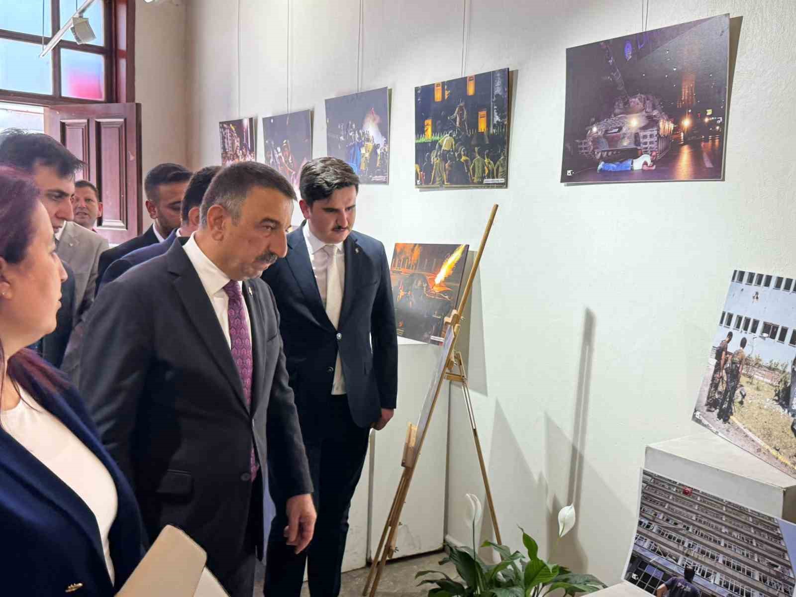 15 temmuz sergisi zonguldakta ziyarete acildi