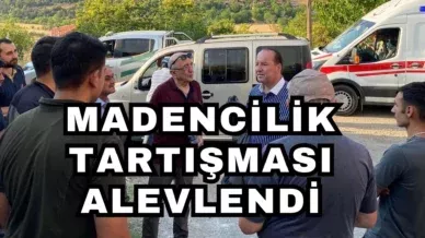 BAYRAM NAMAZI UC NISAN CAMIINDE KILINDI 8