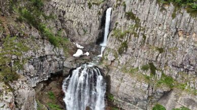 artvinin sakli guzelligi bazgiret selalesi en coskulu doneminde gSDcyEut