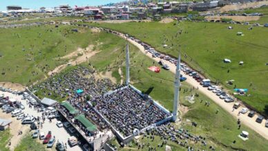 binlerce kisi kadirga yaylasinda otcu senligi icin bir araya geldi jNNdp3bs