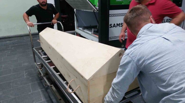 birlikte yasadigi adam tarafindan darp edilen kadin hayatini kaybetti VX4j4USi