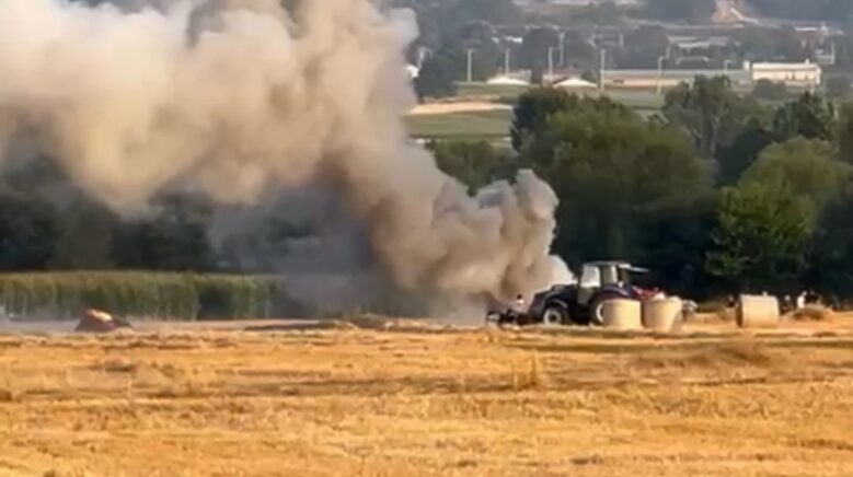 boluda balya makinesi yandi tarlada aniz yangini cikti pPbiid9N