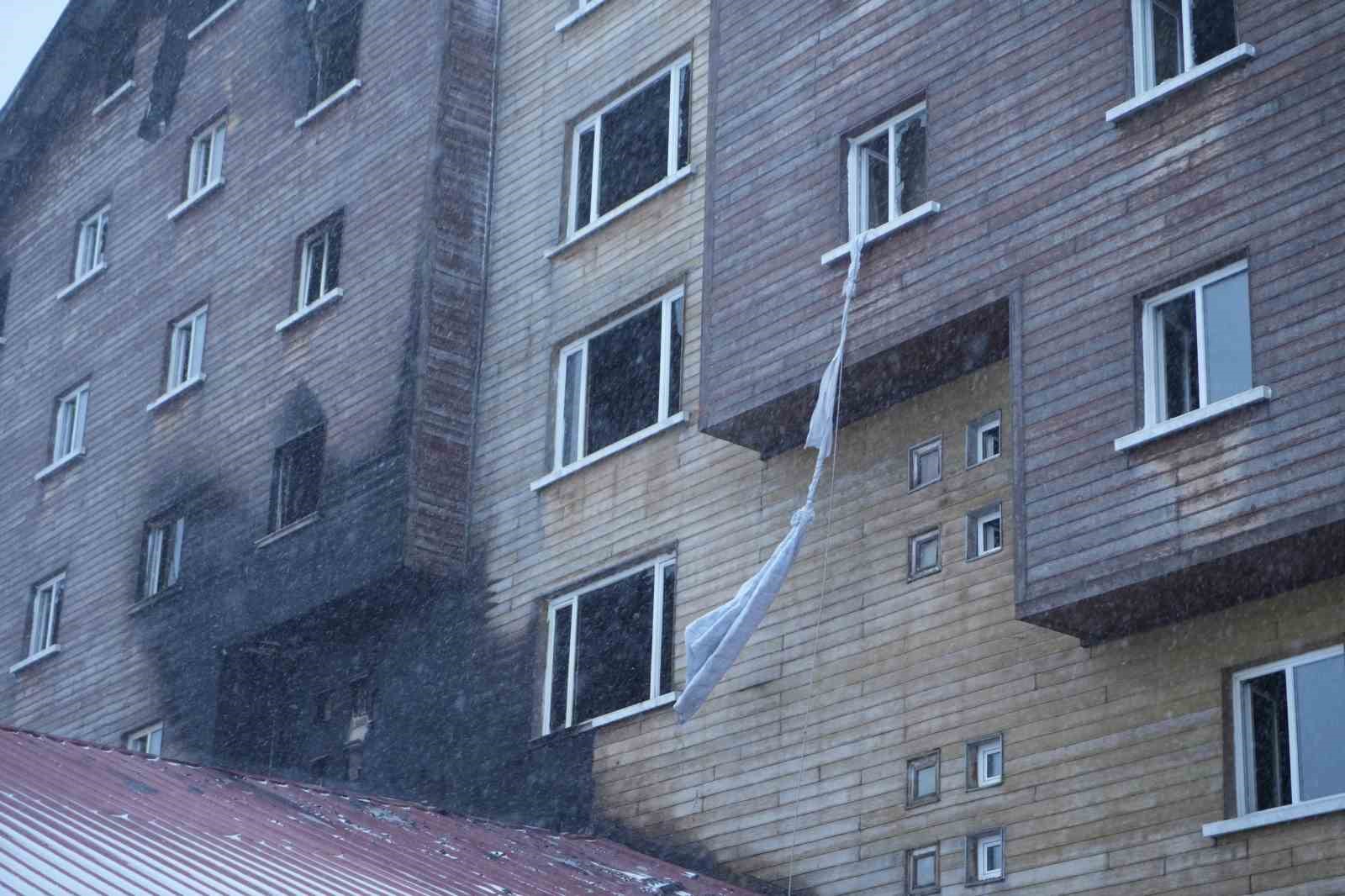 boludaki otel yanginina iliskin carpici iddia sedat gulener ve 1 kisi itfaiyeye girip evrak i4VhHkUE