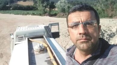 bolunun gonullu kahramani gozyaslariyla son yolculuguna ugurlandi VEBpF6sO