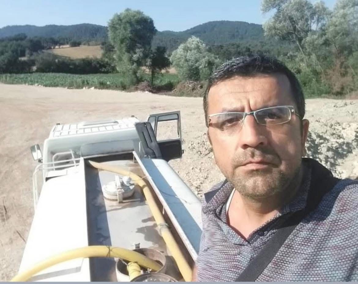 bolunun gonullu kahramani gozyaslariyla son yolculuguna ugurlandi VEBpF6sO