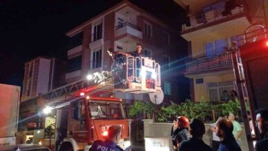 corumda apartman dairesinde cikan yangin panige yol acti fiWvdthI