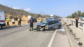 d100de otomobil kanala dustu 3 yarali hZiBLtZ4