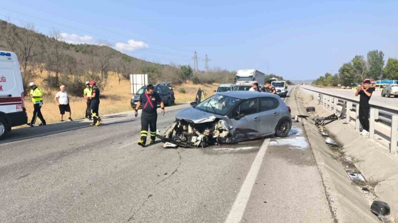 d100de otomobil kanala dustu 3 yarali hZiBLtZ4