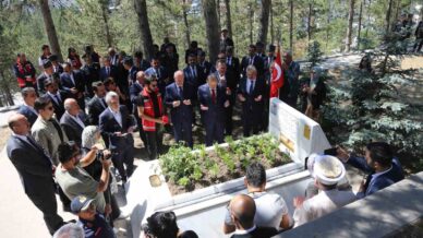 demokrasi ve milli birlik gununde sehitler dualarla anildi eYGFJbU5