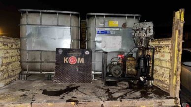 duzcede bin 960 litre kacak akaryakit ele gecirildi qTySOEv4