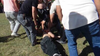 gurescinin dirsegi kirildi AnCwJGgP