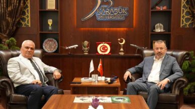 karabuk il muftusu erhundan rektor kirisika ziyaret iKrV1NDk