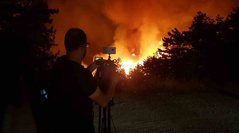 karabukte orman yanginina 6 saattir 116 aracla mudahale ediliyor 4XETOWVn