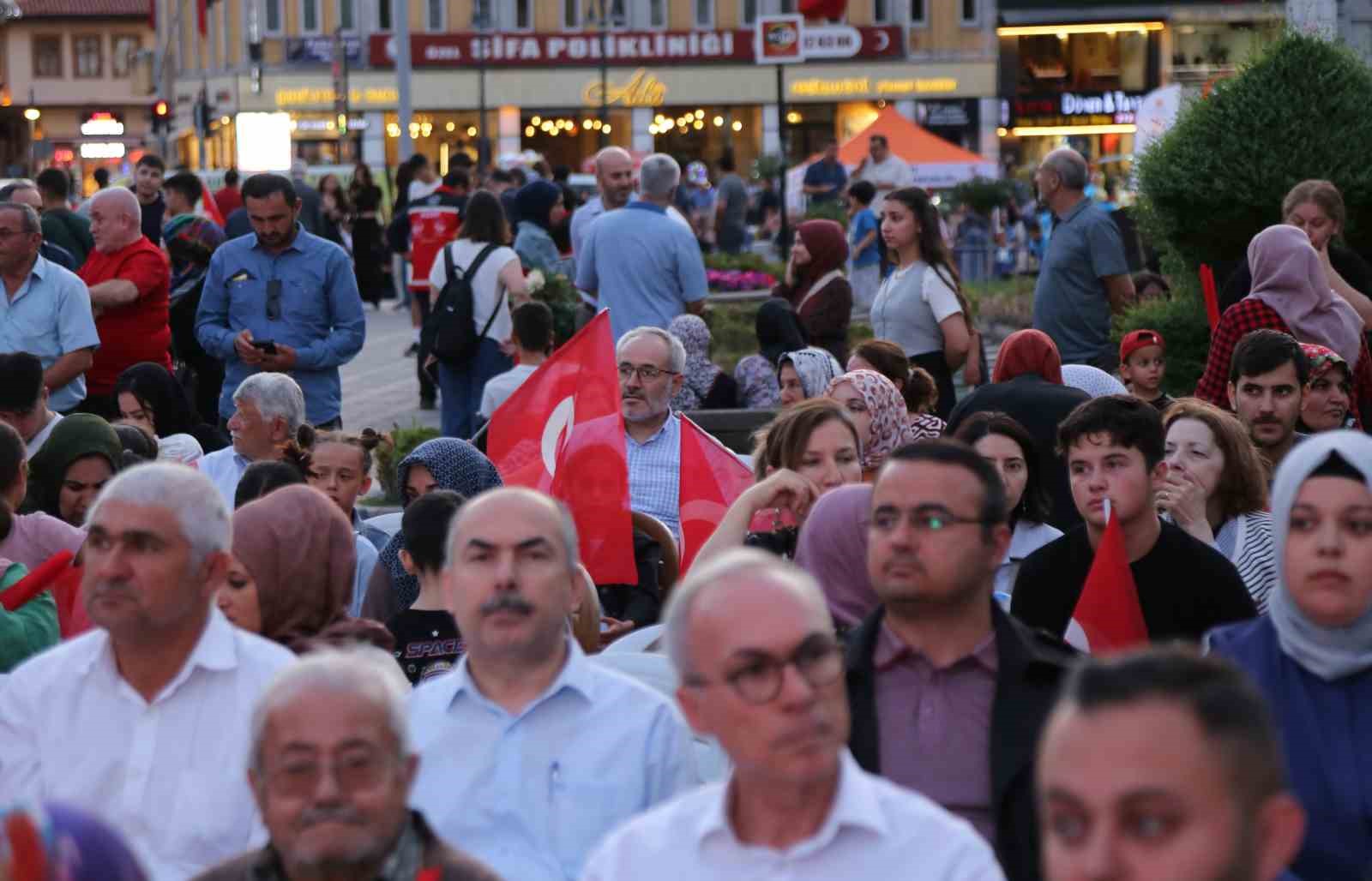 kastamonuda 15 temmuz sehitleri dualarla anildi