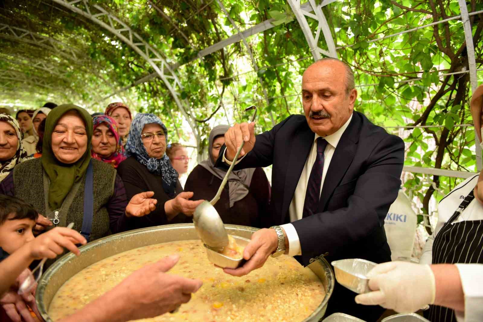 kastamonuda 2 bin 500 kisiye asure ikram edildi LWIn2FPO