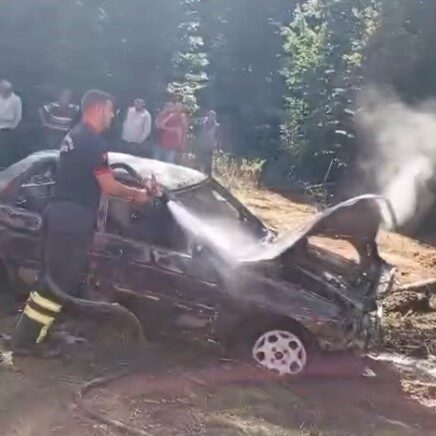 kastamonuda otomobilde cikan yangin ormana sicradi d5mQCGwq