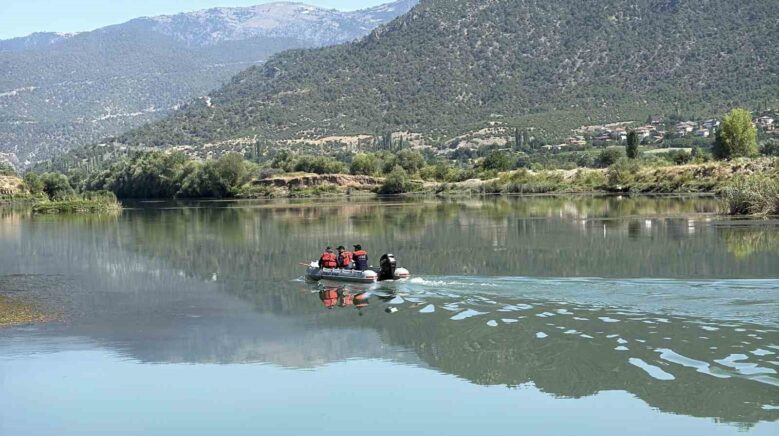 kelkit cayinda kaybolan genc kizi arama calismalari suruyor jn9Rz8FA