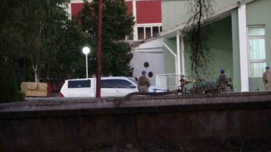 mesai arkadaslarini silahla vuran ozel guvenlik gorevlisi tutuklandi hU1fzFSN