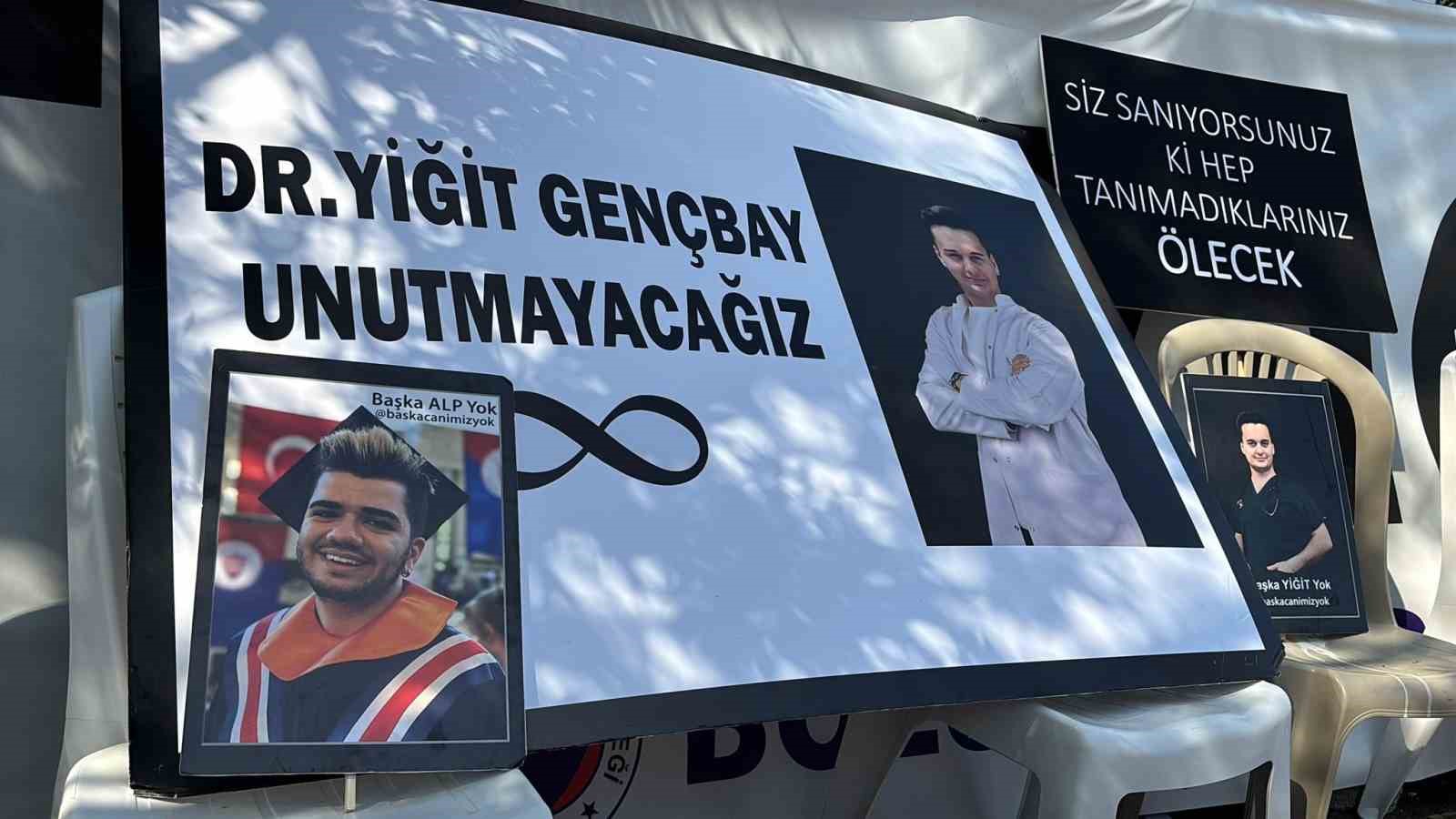 oglum olmadan kurtarip gonderdiginiz arabaya hepinizi koyup yakmak geliyor icimden Ok2iqlRd