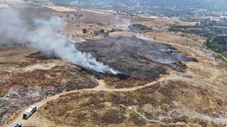 ot yangininda 3 donumluk alan zarar gordu BeVnGJYl