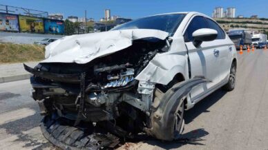 polis araci kaza yapti 2 polis ve 1 ustegmen yaralandi qHgOBWfg