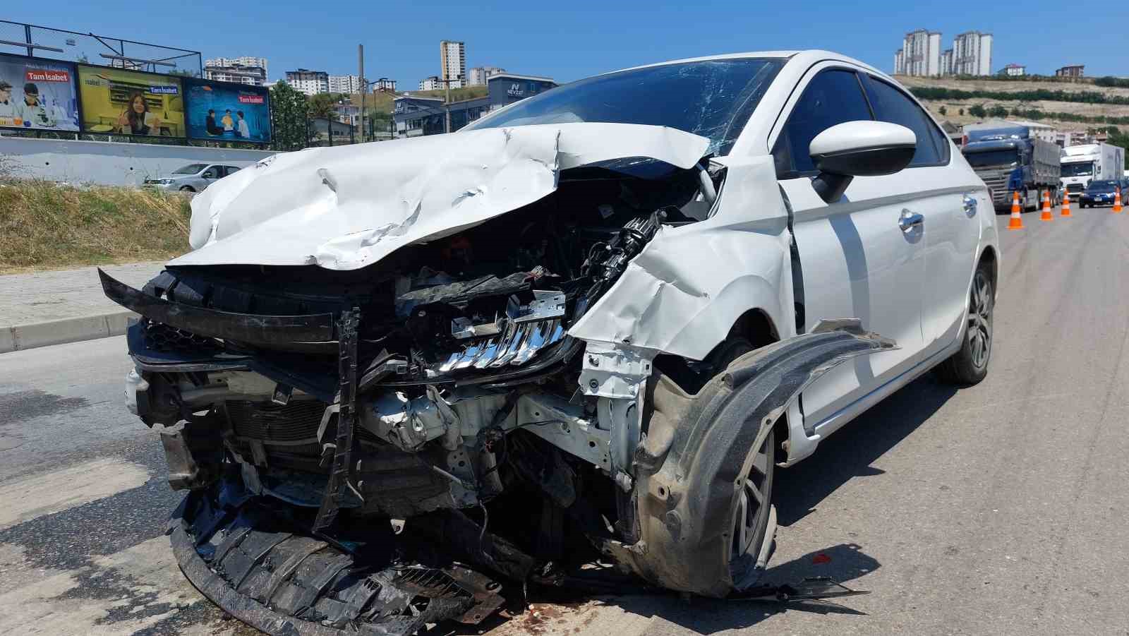 polis araci kaza yapti 2 polis ve 1 ustegmen yaralandi qHgOBWfg