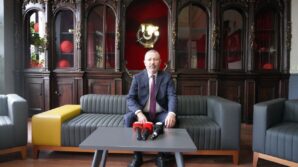 rektor kirisik trabzon gazeteciler cemiyetinde gazetecilerle bir araya geldi 3I7JAw5p