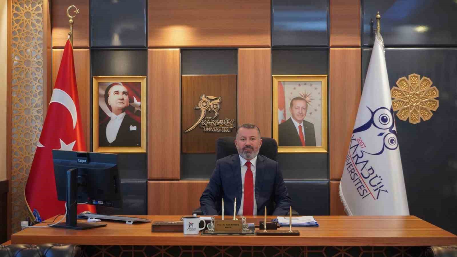 rektor kirisiktan 15 temmuz demokrasi ve mill birlik gunu mesaji uqDMrzvV