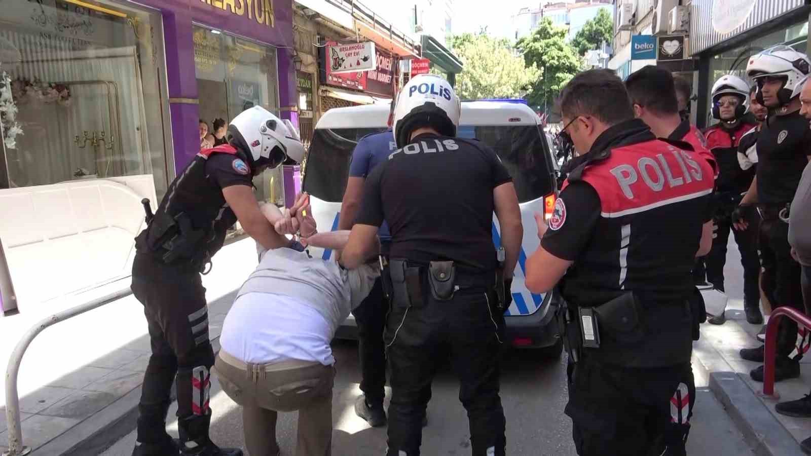 samsun valiliginden aciklama adli ve idari sorusturma baslatildi polis memuru gorevden uzaklastirildi 1E7JiFsL