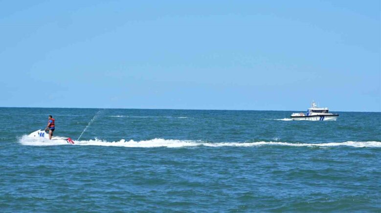 samsun valiliginden denize girilmemesi uyarisi SvhMlFkL