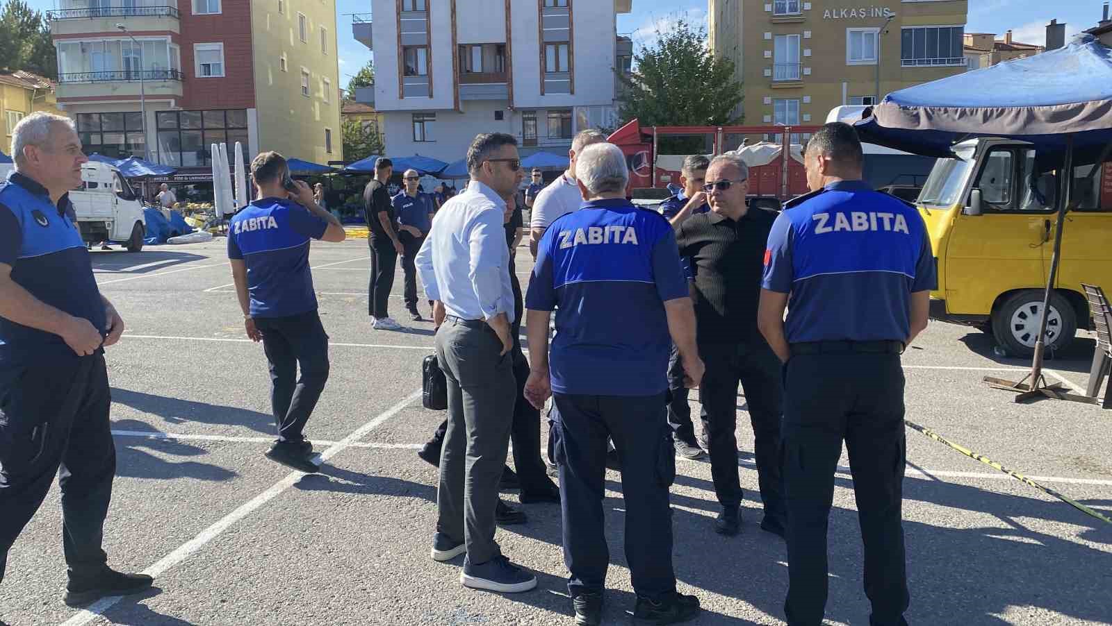 semt pazarinda silahli kavga 1i agir 7 yarali 4bky9ndI