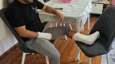 sokak kopeginin saldirisina ugradi ayagi iki yerden kirildi XmslOacV