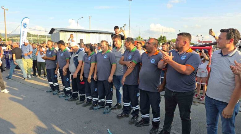 supurgeyi biraktilar halati tuttular 7PwwC94l